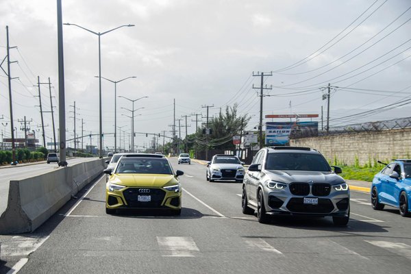 What are the advantages of riding electric motorcycles in urban environments?